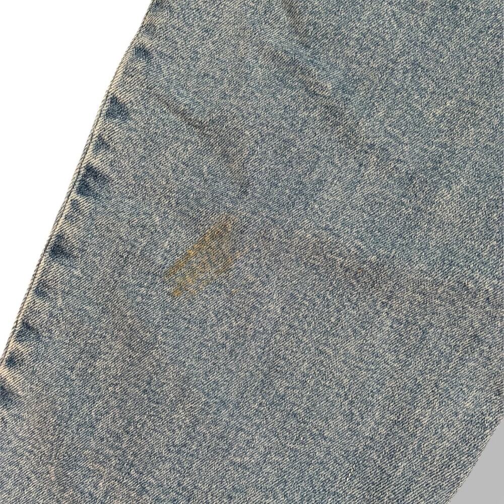 American Eagle Strigid ripped high rise mom jean in Blown Out Blue - Picture 7 of 9
